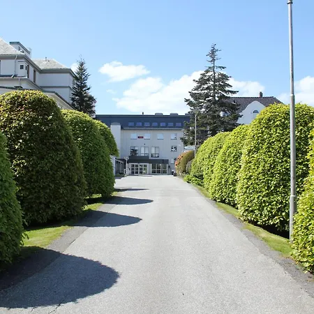 Solborg Folkehogskole Hostal *