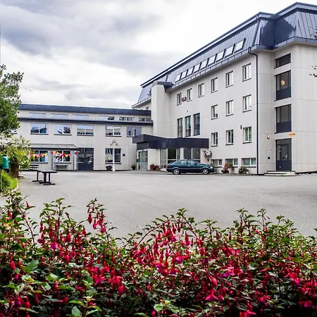 Solborg Folkehogskole Hostel *